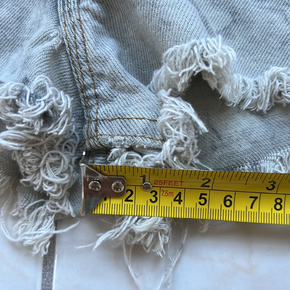 Vintage Levi’s 550 Shorts - image 3